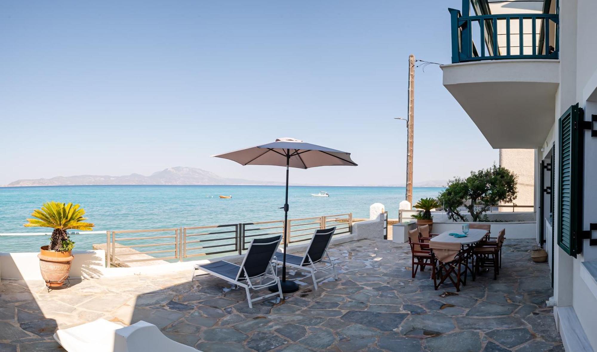 Beachfront Oasis בית נופש Nerántza