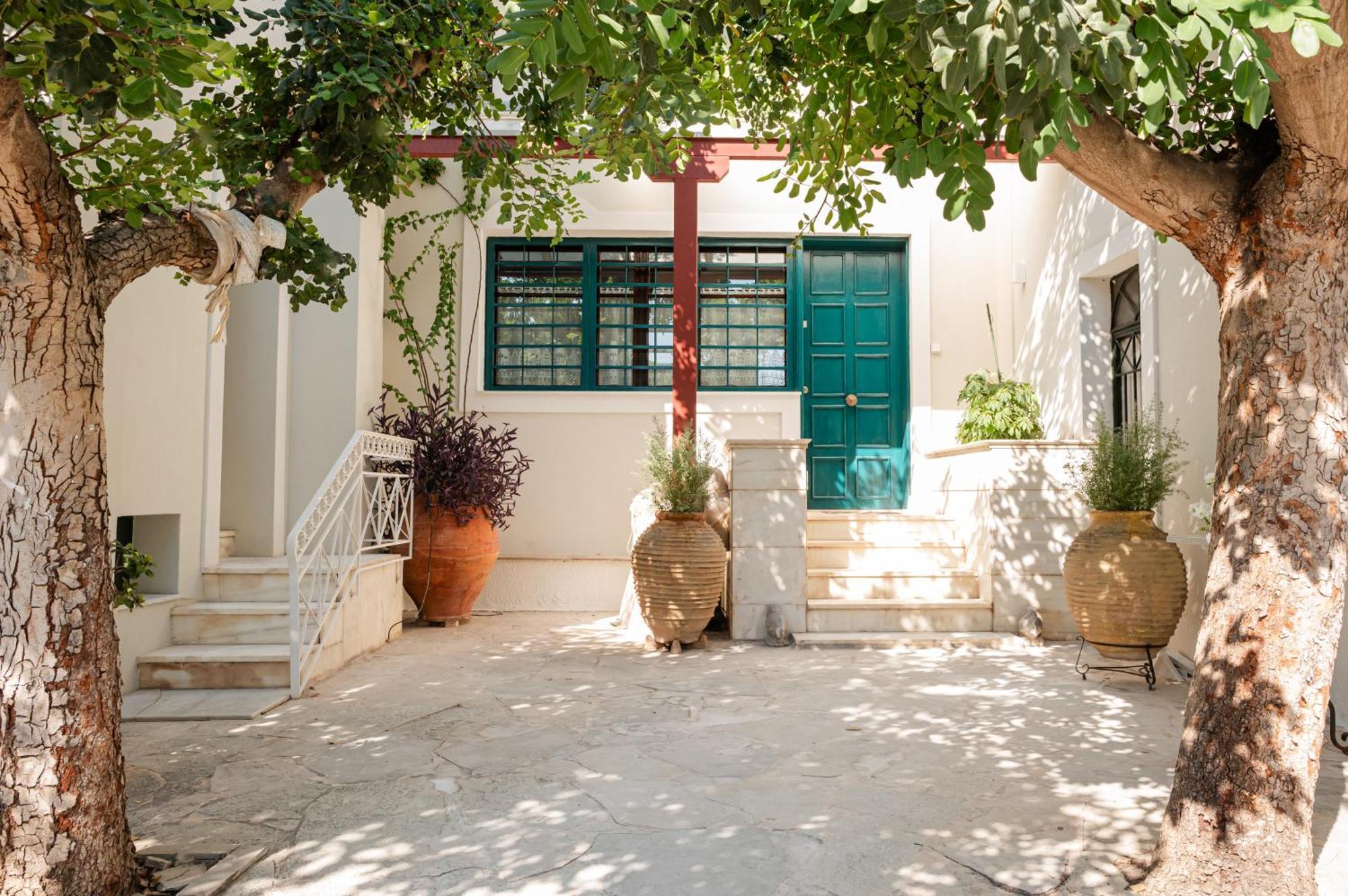 Beachfront Oasis בית נופש Nerántza